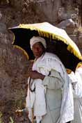 Mnich b�hem Timkatu. Lalibela. Sever,  Etiopie.