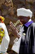 Mnich b�hem Timkatu. Lalibela. Sever,  Etiopie.