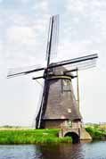 V�trn� ml�n.  Kinderdijk. Nizozemsko.