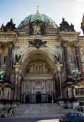 Berliner Dom (Berl�nsk� katedr�la), kr�lovsk� kostel dynastie Hohenzoller�. Berl�n. N�mecko.