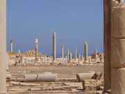 Sabratha byla sou��st� Numidiansk�ho kr�lovstv� Massinissa. V 2.-3 stolet� na�eho letopo�tu byla p�estav�na v rom�nsk�m stylu. Libye.