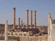 Sabratha byla sou��st� Numidiansk�ho kr�lovstv� Massinissa. V 2.-3 stolet� na�eho letopo�tu byla p�estav�na v rom�nsk�m stylu. Libye.
