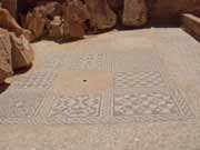 Sabratha byla sou��st� Numidiansk�ho kr�lovstv� Massinissa. V 2.-3 stolet� na�eho letopo�tu byla p�estav�na v rom�nsk�m stylu. Libye.