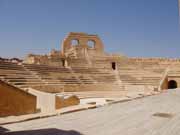 Sabratha byla sou��st� Numidiansk�ho kr�lovstv� Massinissa. V 2.-3 stolet� na�eho letopo�tu byla p�estav�na v rom�nsk�m stylu. Libye.