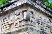 Maska m�jsk�ho boha de�t�, Chaaca, Chichen Itza. Mexiko.