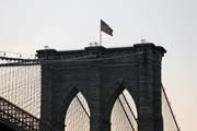 Brooklyn Bridge, Manhattan, New York. Spojen� st�ty americk�.
