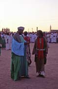 Tan��c� dervi�ov�. Me�ita Hamed-an Nil, Chart�m (Omdurman). S�d�n.