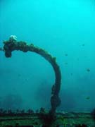 Vrak holandsk� obchodn� lodi potopen� v roce 1942. Pot�p�n� u ostrova Bunaken, lokalita Molas Wreck. Sulawesi,  Indon�sie.