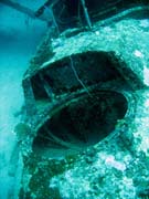 Pot�p�n� u ostrova Biak, lokalita Catalina wreck. Papua,  Indon�sie.