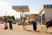 Benz�nov� stanice ve m�sto Agadez. Niger.