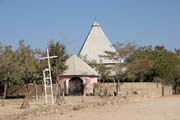K�es�ansk� kostel. Horsk� vesnice Djingliya v hor�ch Mandara. Kamerun.