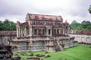 Knihovna ve vlastn�m chr�mu Angkor Wat. Oblast chr�m� Angkor Wat. Kambod�a.