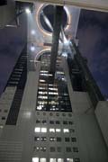 Floating Garden Observatory (Umeda Sky Building). M�sto Osaka. Japonsko.