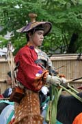 Tsurugaoka Hachiman-gu Shrine Reitaisai (Ka�doro�n� Festival) svatyn� Tsurugaoka Hachiman-gu. Tento den se kon� Yabusame - tradi�n� japonsk� lukost�elba z kon�. M�sto Kamakura. Japonsko.