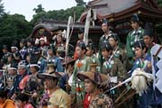 Tsurugaoka Hachiman-gu Shrine Reitaisai (Ka�doro�n� Festival) svatyn� Tsurugaoka Hachiman-gu. Tento den se kon� Yabusame - tradi�n� japonsk� lukost�elba z kon�. M�sto Kamakura. Japonsko.