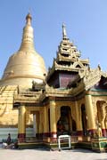 Shwemawdaw Paya, m�sto Bago. Myanmar (Barma).