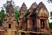 Chr�m Banteay Srei v oblasti Angkor Wat. Kambod�a.